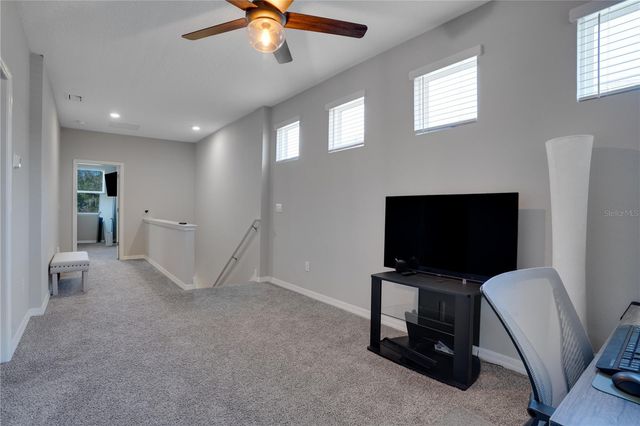 2915 GRAND KEMERTON PLACE, Tampa, FL 33618