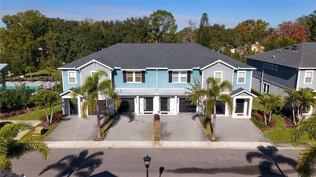 2915 GRAND KEMERTON PLACE, Tampa, FL 33618