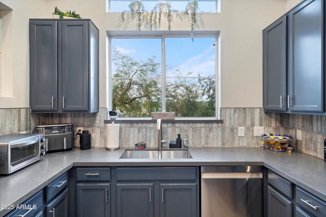 8245 E BELL Road 250, Scottsdale, AZ 85260