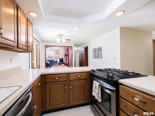 11923 N DEVINWOOD Drive, Dunlap, IL 61525