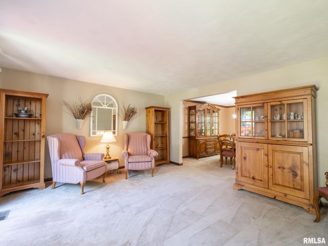 11923 N DEVINWOOD Drive, Dunlap, IL 61525