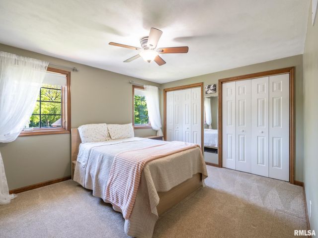 11923 N DEVINWOOD Drive, Dunlap, IL 61525
