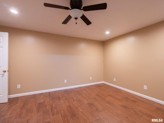 11923 N DEVINWOOD Drive, Dunlap, IL 61525