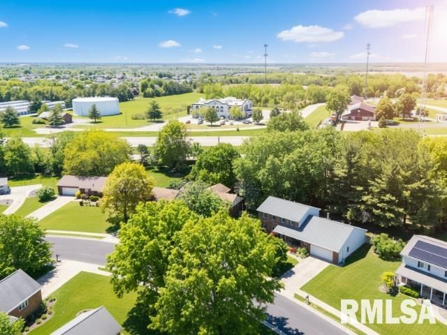 11923 N DEVINWOOD Drive, Dunlap, IL 61525