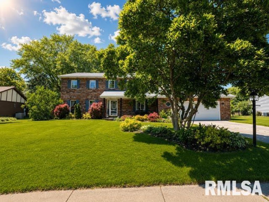 11923 N DEVINWOOD Drive, Dunlap, IL 61525