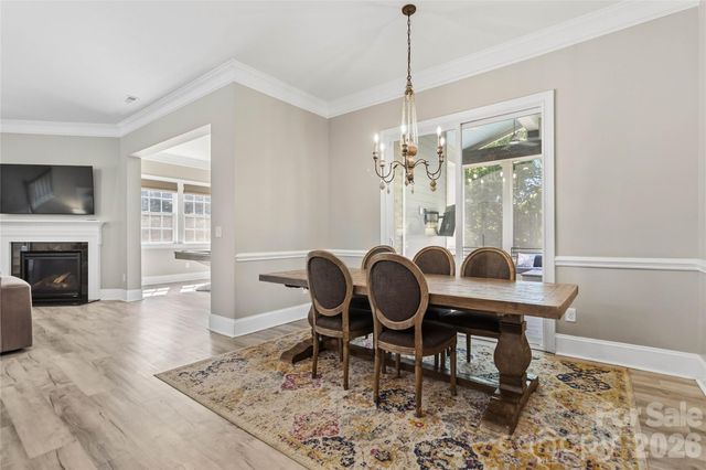 6526 Saint John Lane, Charlotte, NC 28210