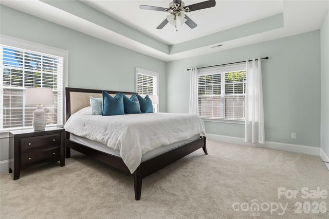 6526 Saint John Lane, Charlotte, NC 28210