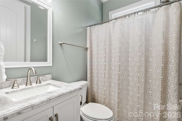 6526 Saint John Lane, Charlotte, NC 28210