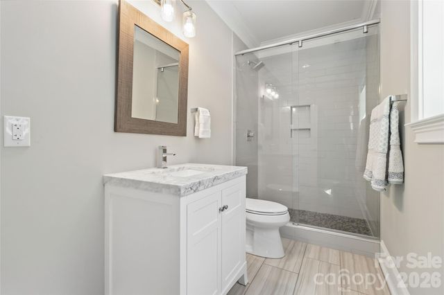 6526 Saint John Lane, Charlotte, NC 28210