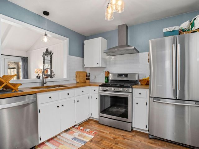 6510 Sunstrip DR, Austin, TX 78745