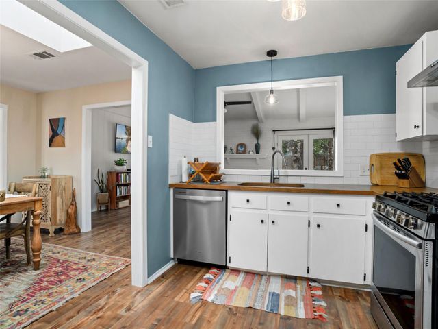 6510 Sunstrip DR, Austin, TX 78745