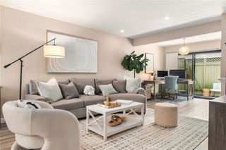 14 Surfside Ct Court, Newport Beach, CA 92663