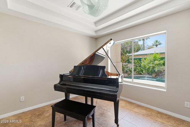 6334 N 6TH Way, Phoenix, AZ 85012