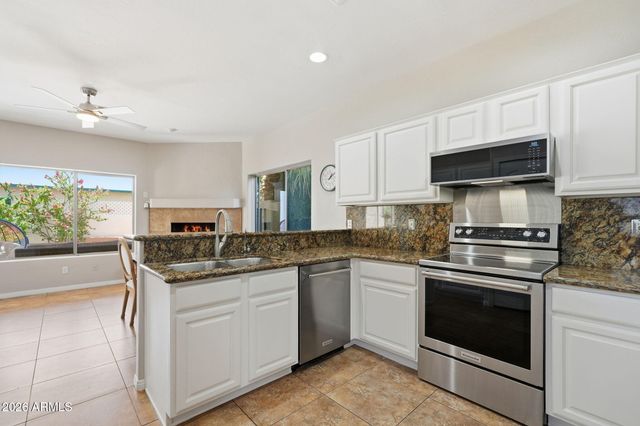 6334 N 6TH Way, Phoenix, AZ 85012