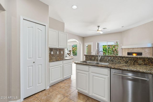 6334 N 6TH Way, Phoenix, AZ 85012