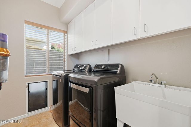 6334 N 6TH Way, Phoenix, AZ 85012