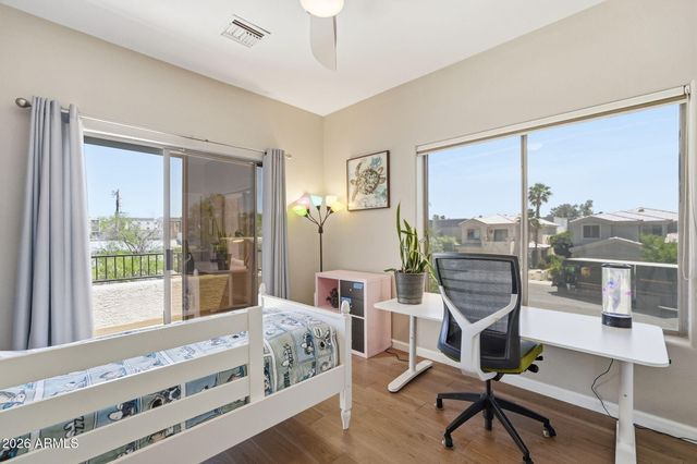 6334 N 6TH Way, Phoenix, AZ 85012