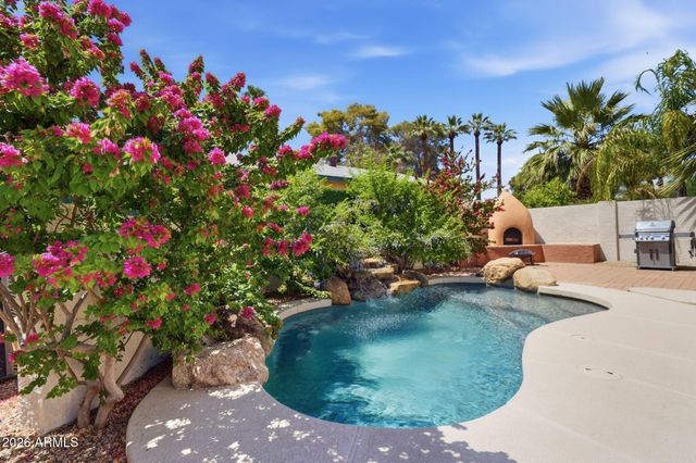 6334 N 6TH Way, Phoenix, AZ 85012