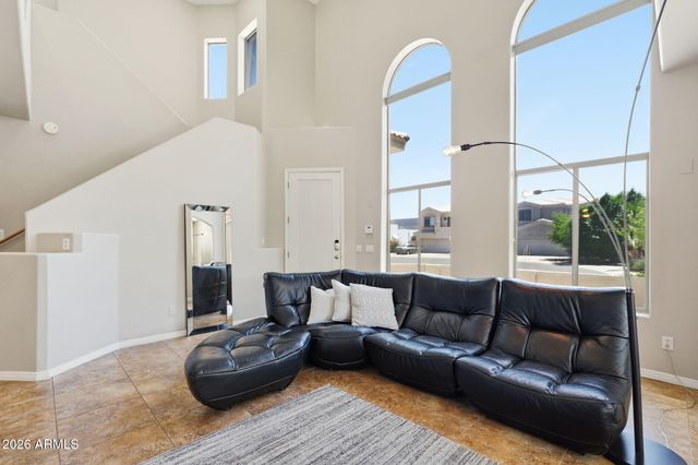 6334 N 6TH Way, Phoenix, AZ 85012