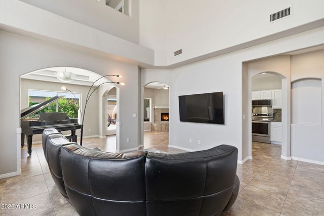 6334 N 6TH Way, Phoenix, AZ 85012