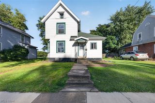 820 6th Street SW, Massillon, OH 44647