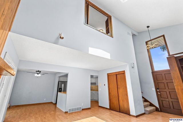4010 N 104 Plaza, Omaha, NE 68134