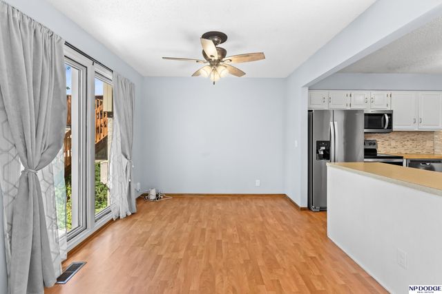 4010 N 104 Plaza, Omaha, NE 68134