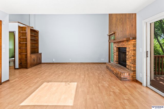 4010 N 104 Plaza, Omaha, NE 68134