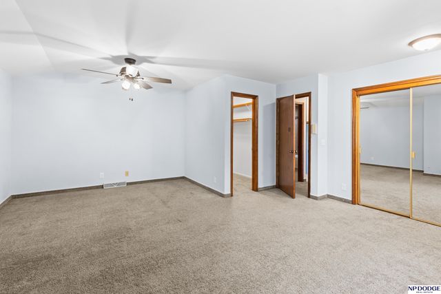 4010 N 104 Plaza, Omaha, NE 68134