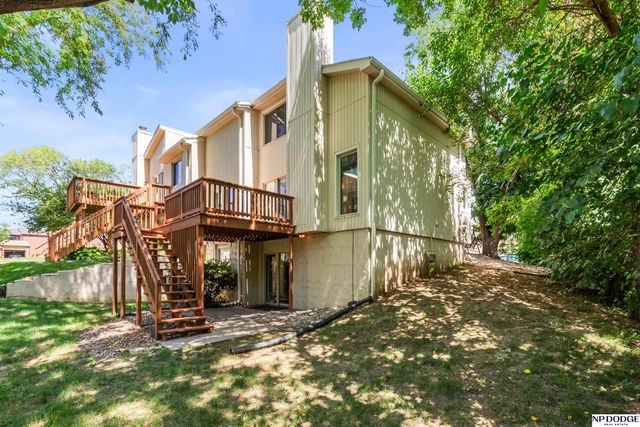 4010 N 104 Plaza, Omaha, NE 68134