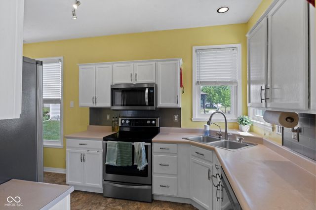 479 Alton Drive, Greenwood, IN 46143