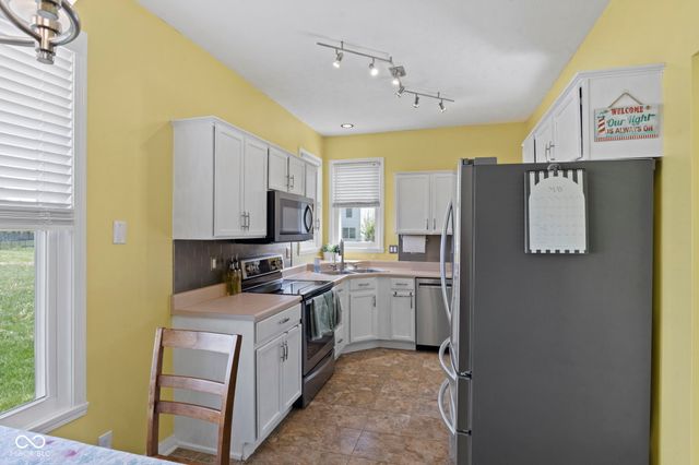 479 Alton Drive, Greenwood, IN 46143