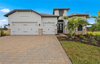 2004 Don Benito WAY, Naples, FL 34120