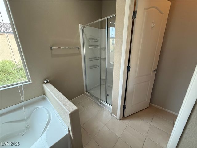 8938 Hull Bay Avenue, Las Vegas, NV 89149