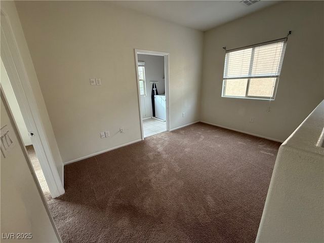 8938 Hull Bay Avenue, Las Vegas, NV 89149