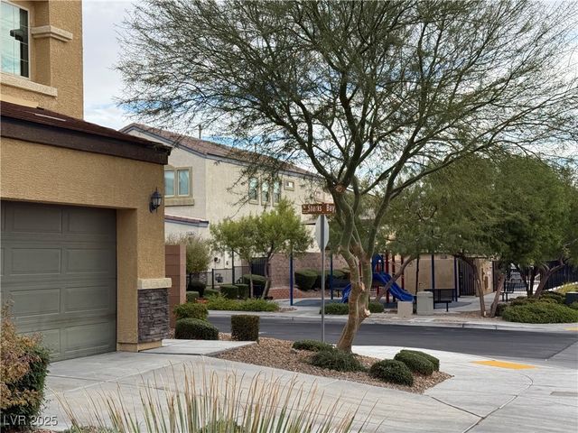 8938 Hull Bay Avenue, Las Vegas, NV 89149