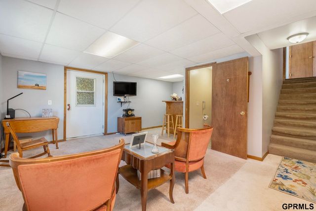 821 Juniper Circle, Papillion, NE 68046