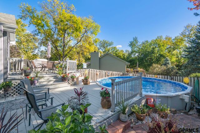 821 Juniper Circle, Papillion, NE 68046