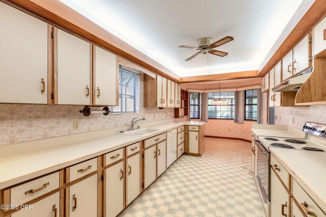 627 Ipswich Lane, Port Orange, FL 32127