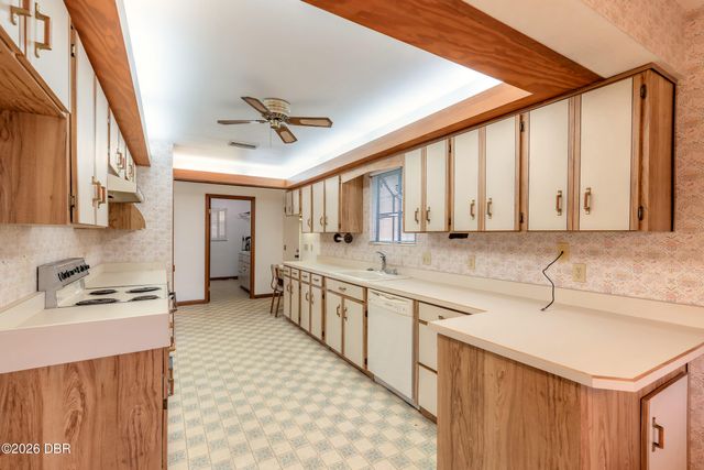 627 Ipswich Lane, Port Orange, FL 32127