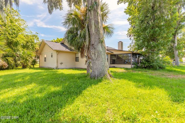 627 Ipswich Lane, Port Orange, FL 32127