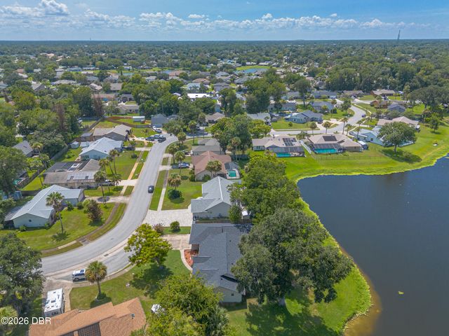 627 Ipswich Lane, Port Orange, FL 32127