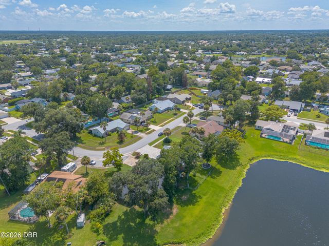 627 Ipswich Lane, Port Orange, FL 32127