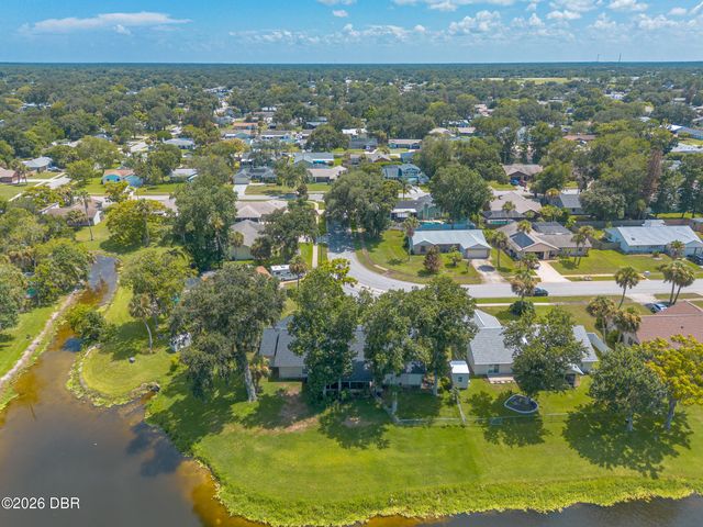 627 Ipswich Lane, Port Orange, FL 32127