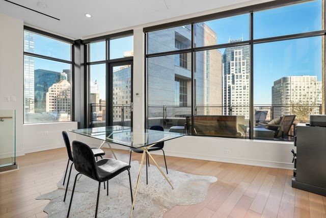 580 Washington St PH3, Boston, MA 02111