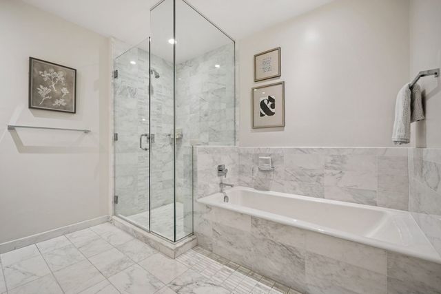 580 Washington St PH3, Boston, MA 02111