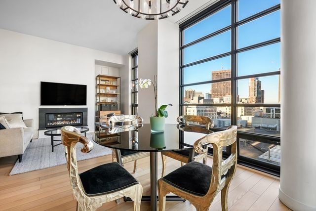 580 Washington St PH3, Boston, MA 02111