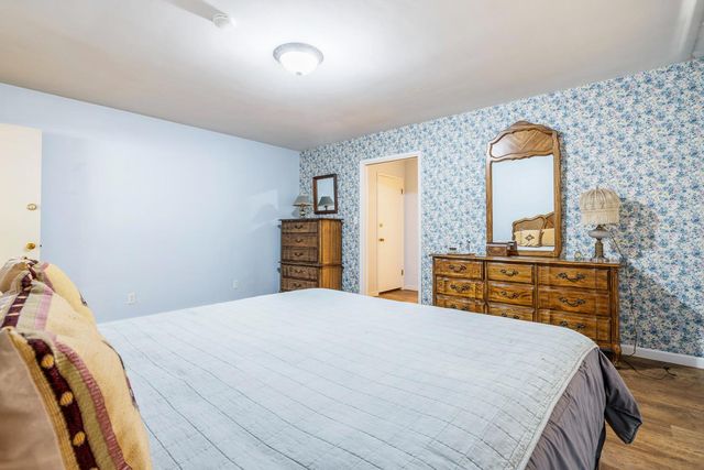 1216 E Pico Avenue, Fresno, CA 93704