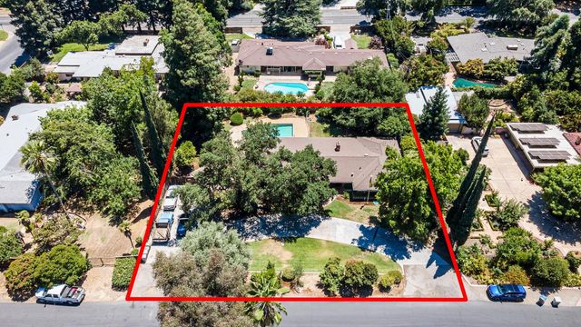 1216 E Pico Avenue, Fresno, CA 93704