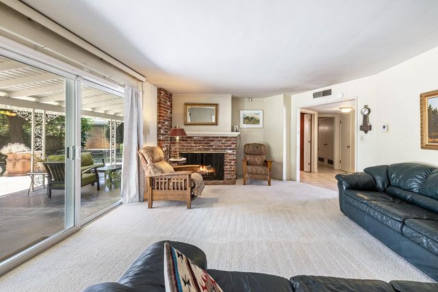 1216 E Pico Avenue, Fresno, CA 93704